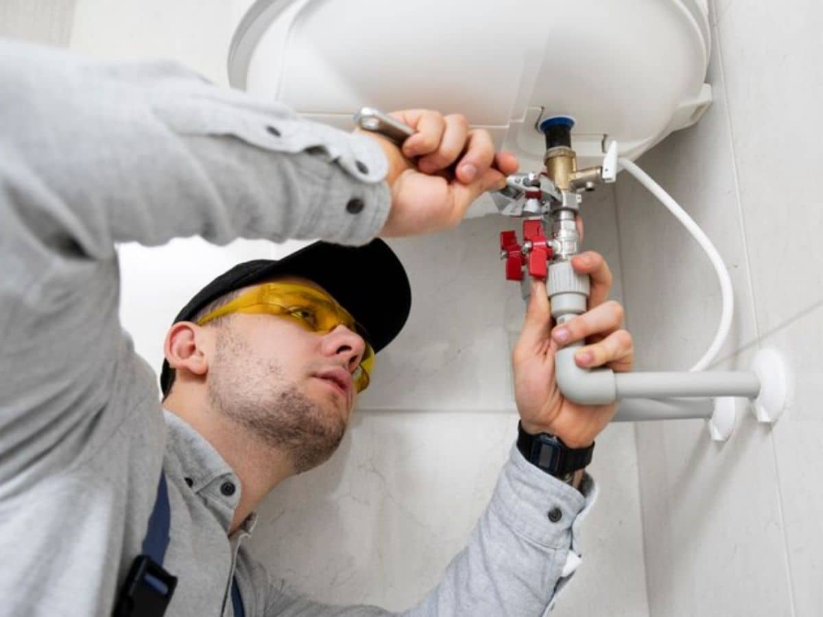 Unveiling The Advantages of Industrial Plumbing Solutions